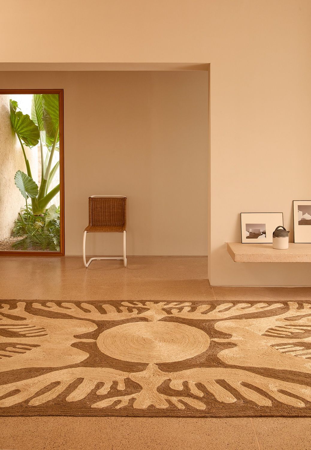 Lucia Eames Sunbirds Tapis Charcoal Nanimarquina