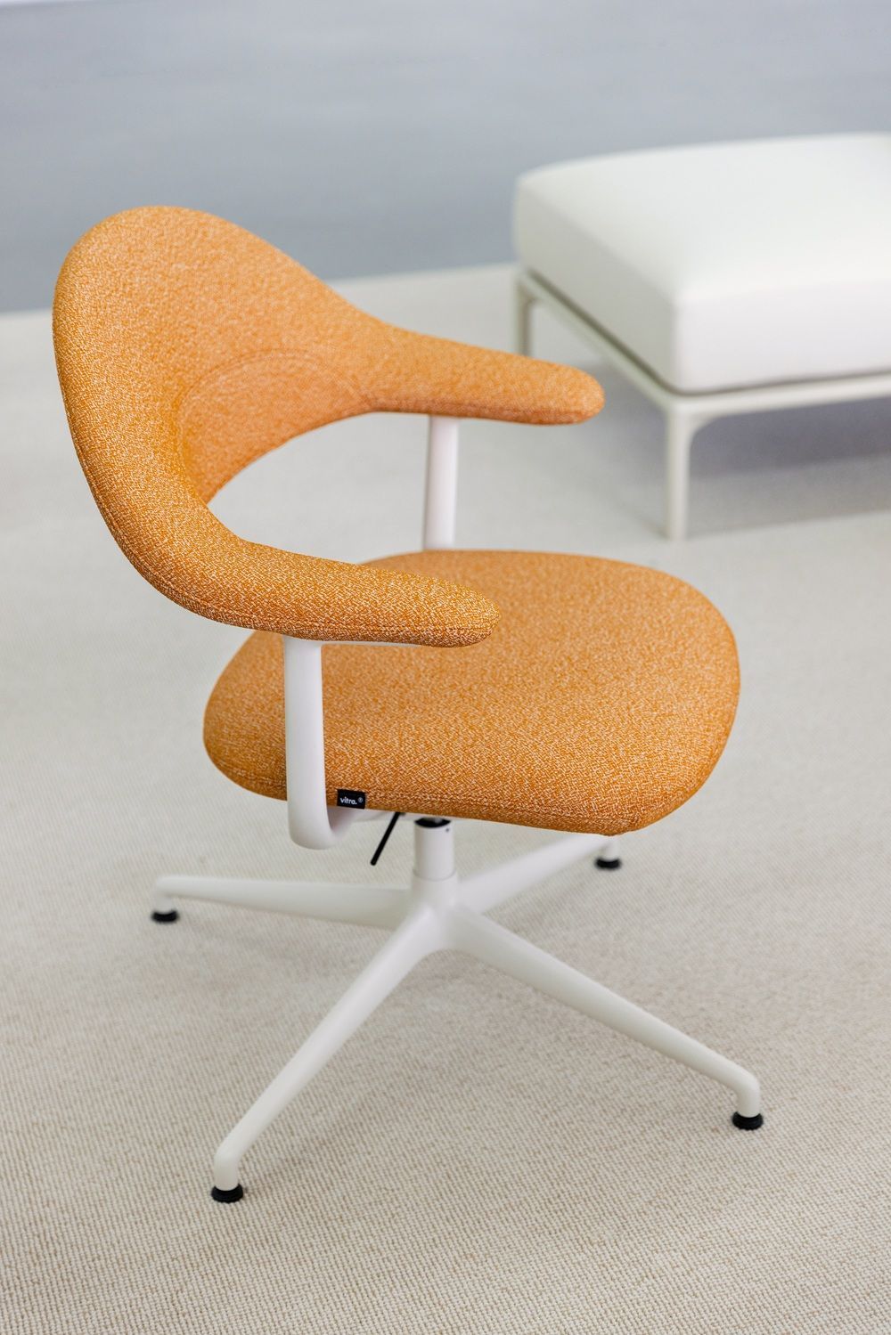 Mynt Soft Fauteuil pivotant Vitra