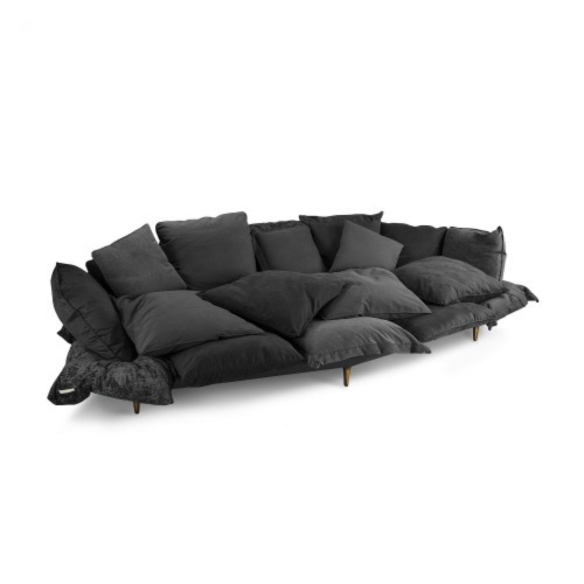 Graues Comfy Sofa von Seletti, modernes Design mit vielen Kissen, bequemes Wohnzimmermöbel.