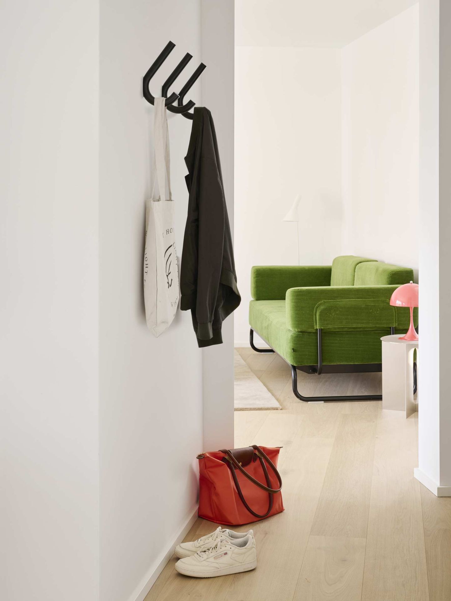 S 12 / S12 Crochet mural Thonet