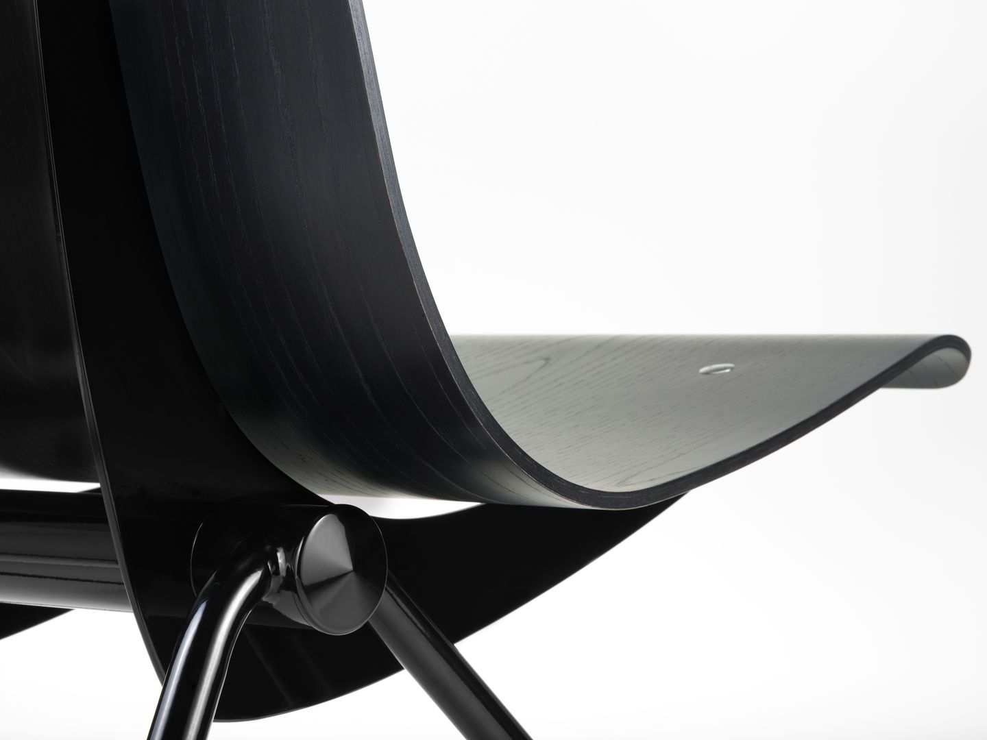 Antony Chaise LIMITED EDITION 2026 Vitra