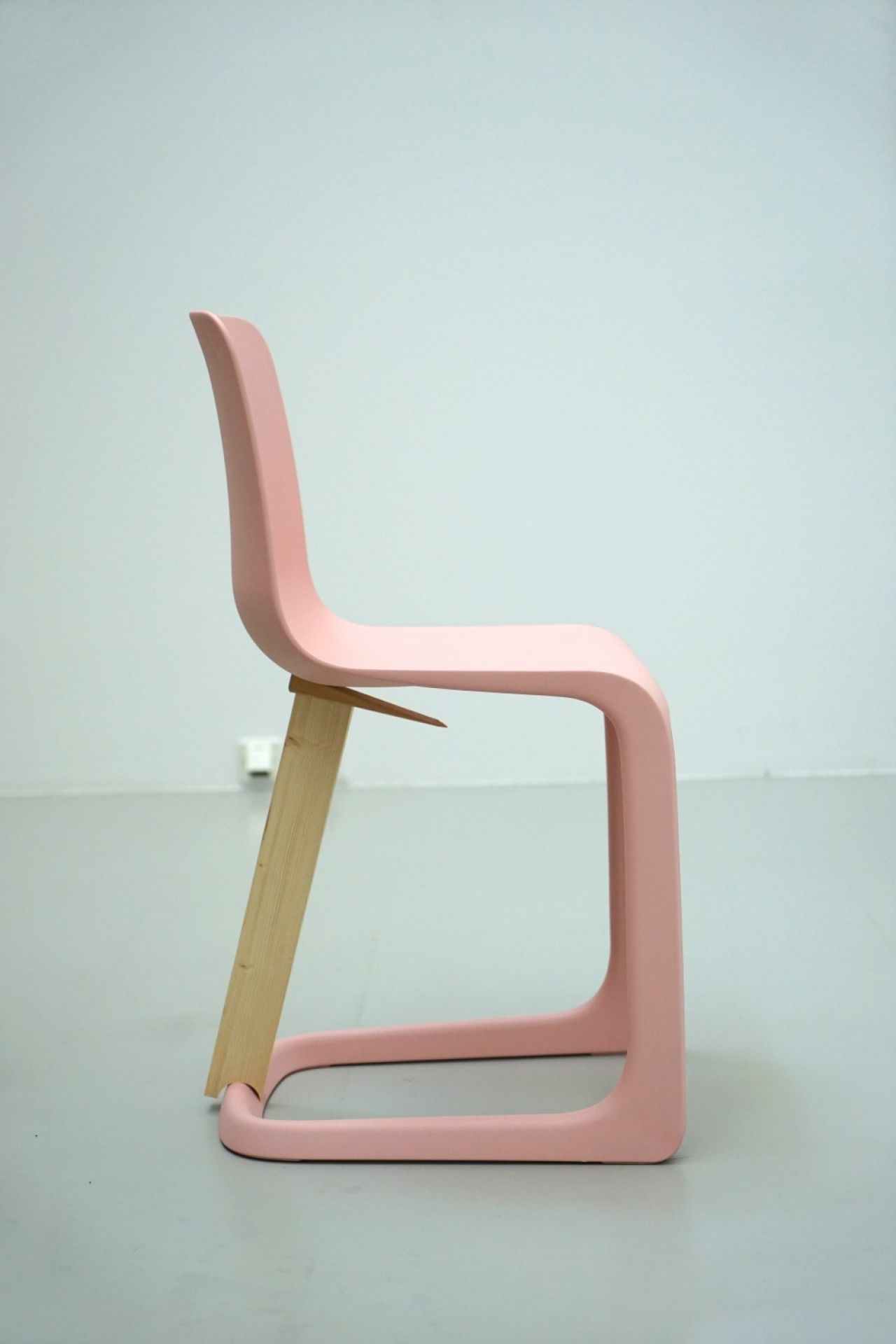 Eco-C Chair Chaise Vitra