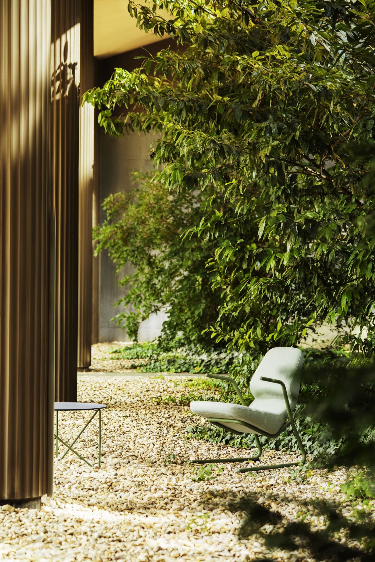 Oblique Indoor / Outdoor Fauteuil Prostoria