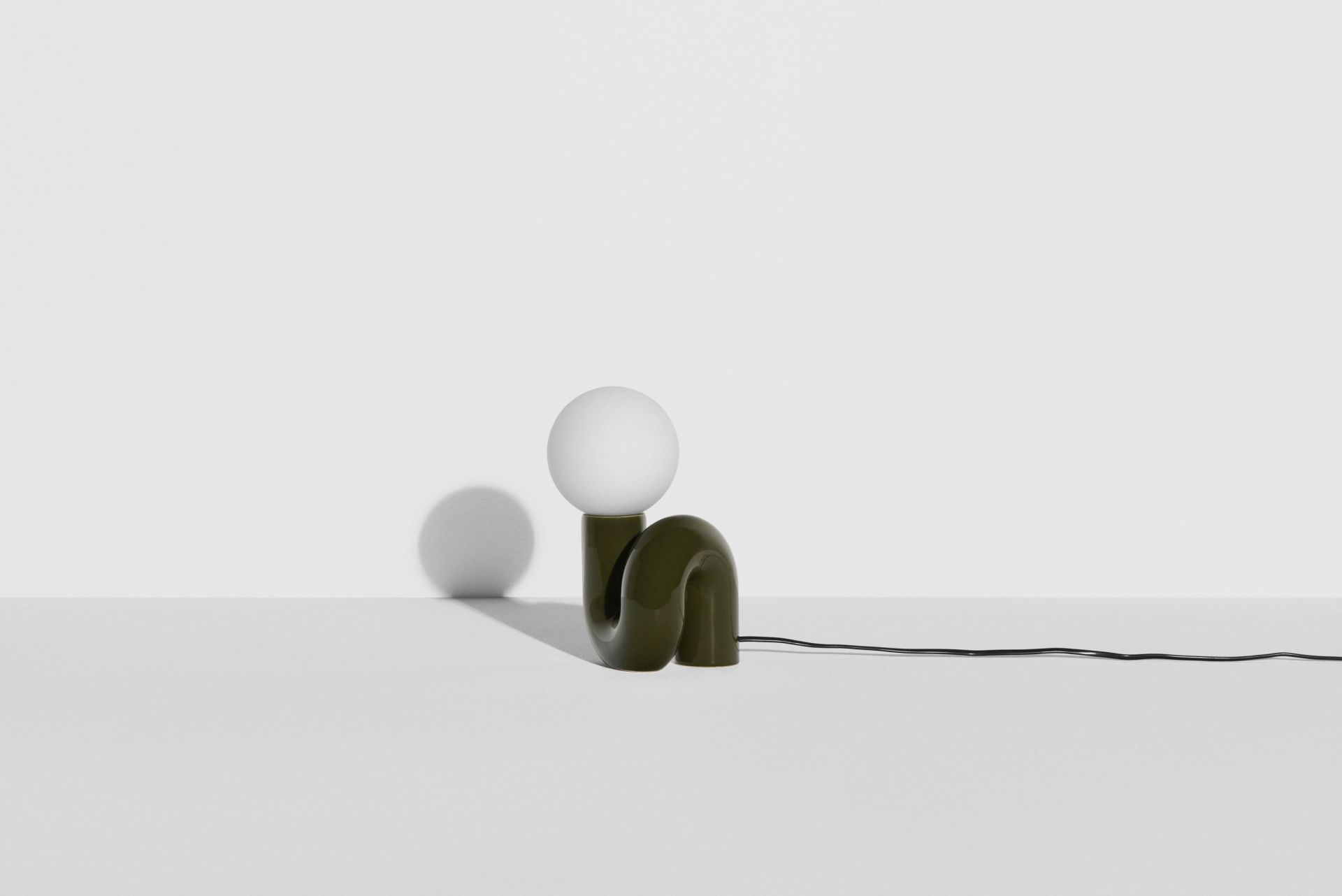 Neotenic Small Table lamp Lampe de table petite Petite Friture