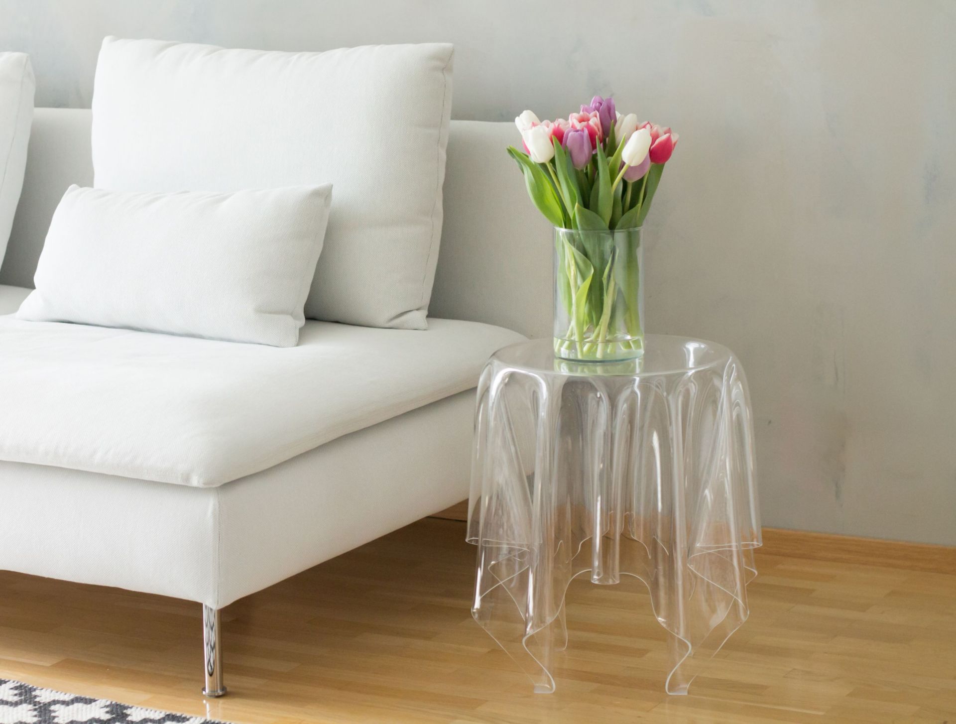 Essey Illusion table d'appoint transparente Klein & More
