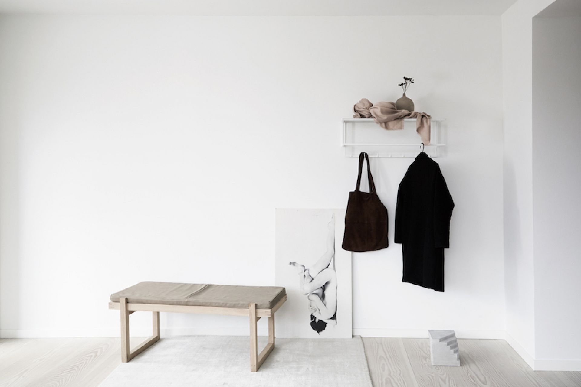 Grid Cintre à Vêtements Blanc Kristina Dam Studio OFFRE SPECIALE