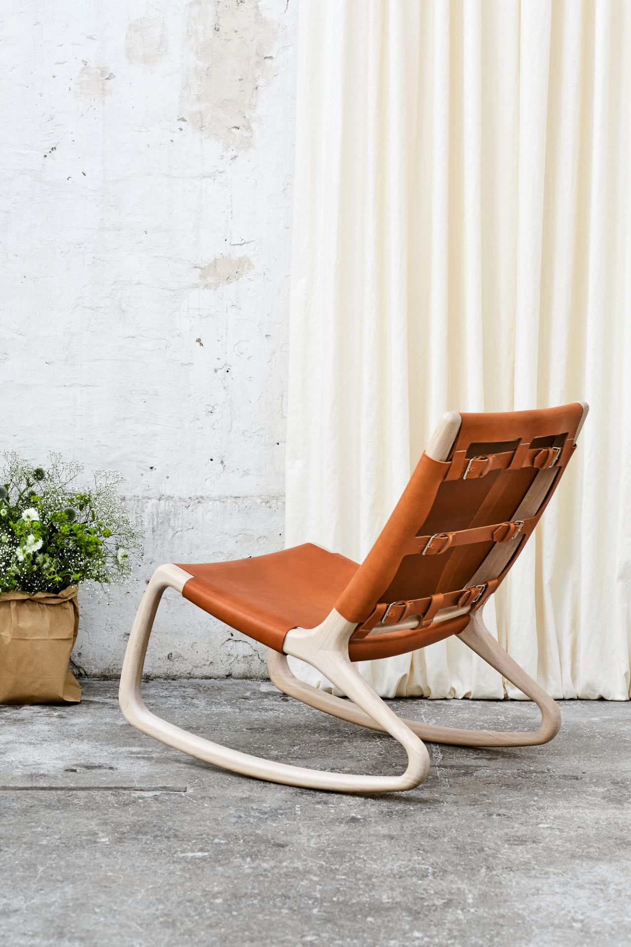 Rocker Chaise berçante Harness cuir Mater