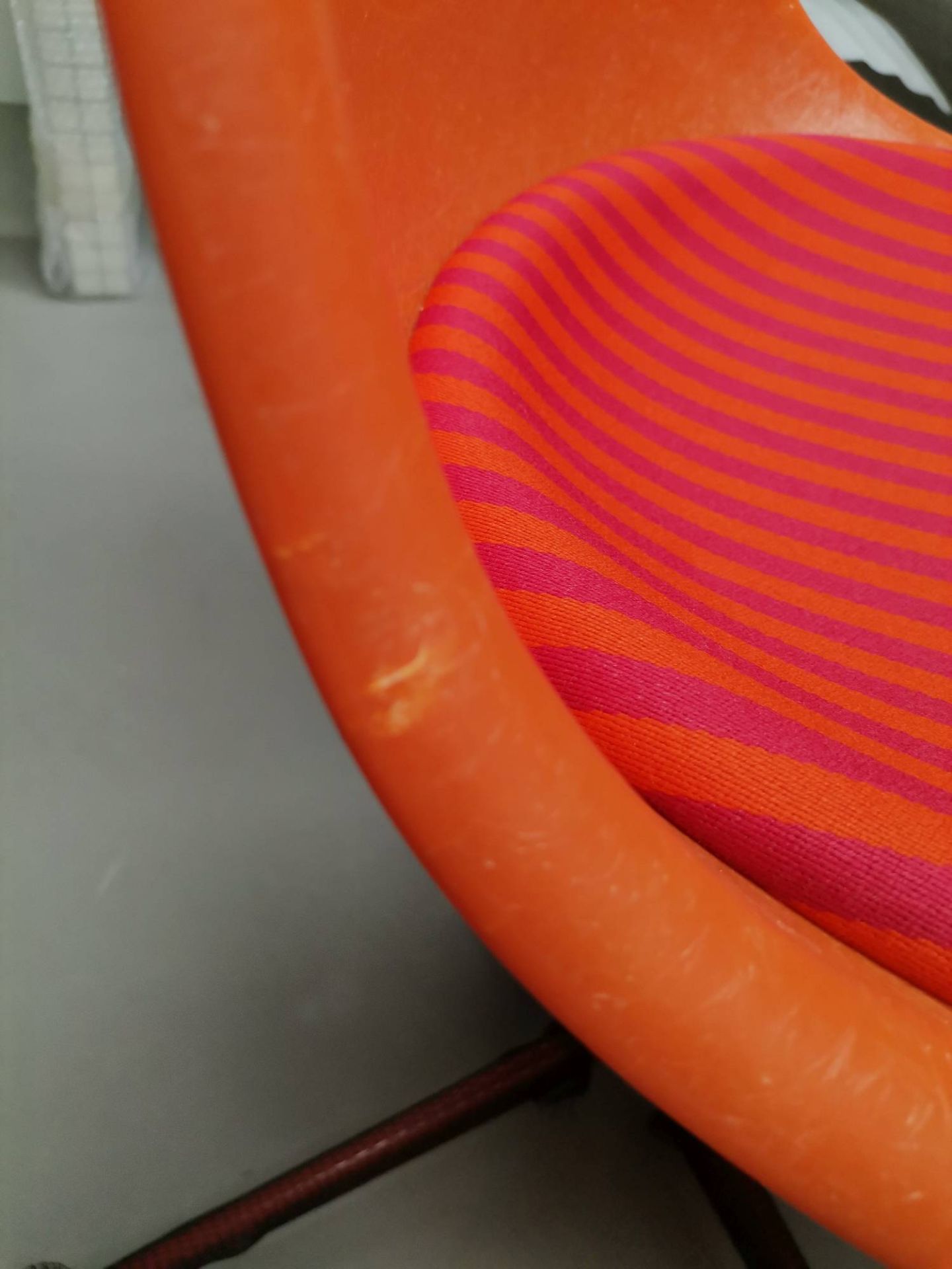 Eames Fiberglass Side Chair La Fonda Rouge Orange Vitra LIMITED EDITION OBJECTS IMPARFAITS