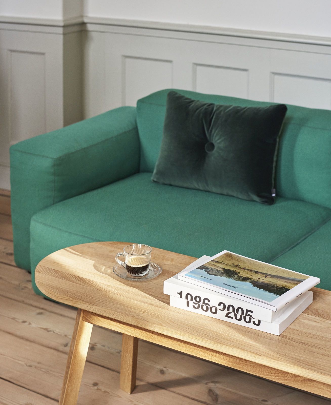 Triangle Leg Bench Banc Hay