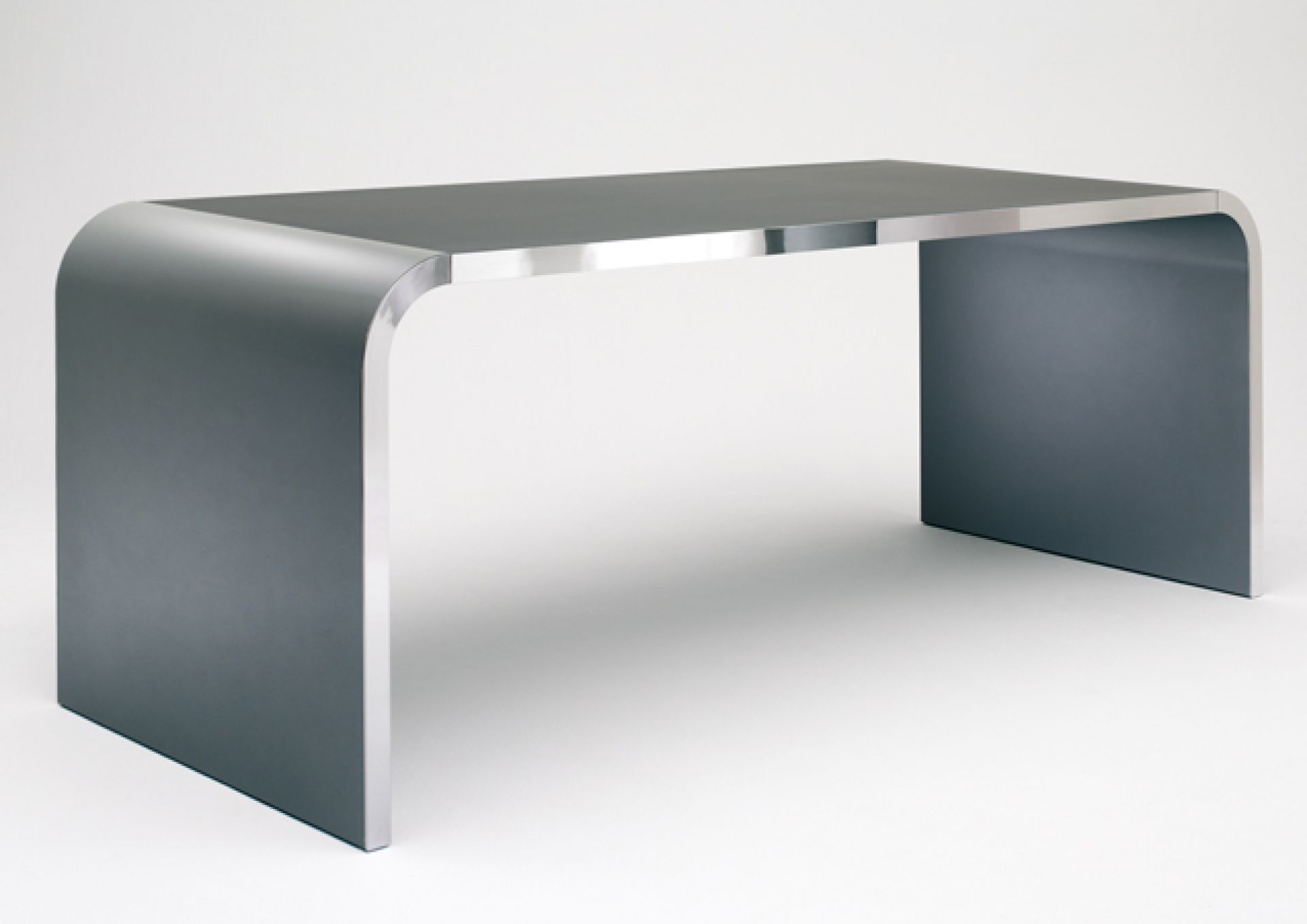 M10 Highline table Müller Möbelfabrikation