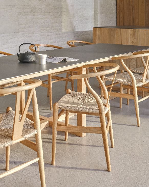 CH24 Wishbone Chair / Chaise Y-Chair Carl Hansen & Søn