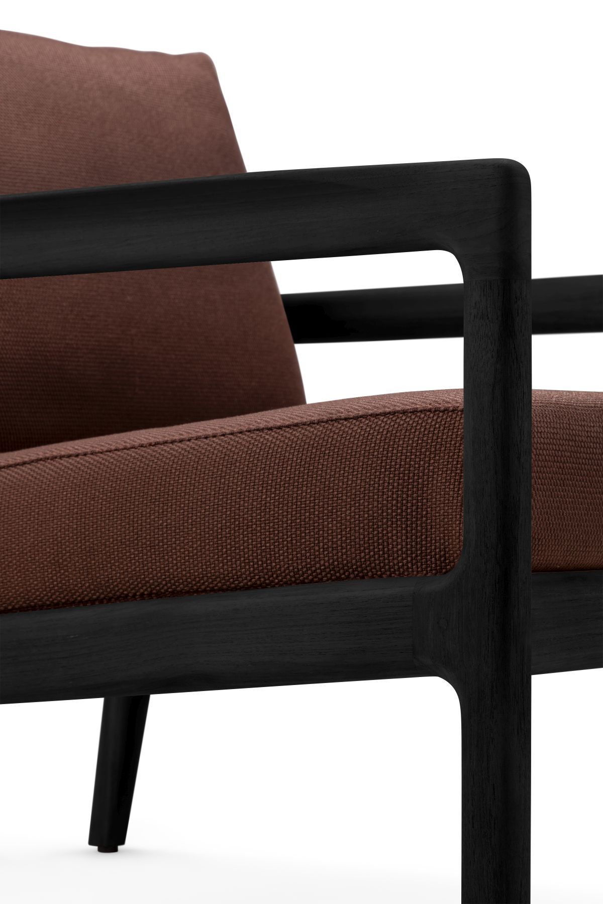 Fauteuil de jardin Jack Outdoor Lounge Chair en teck laqué noir et bordeaux Ethnicraft