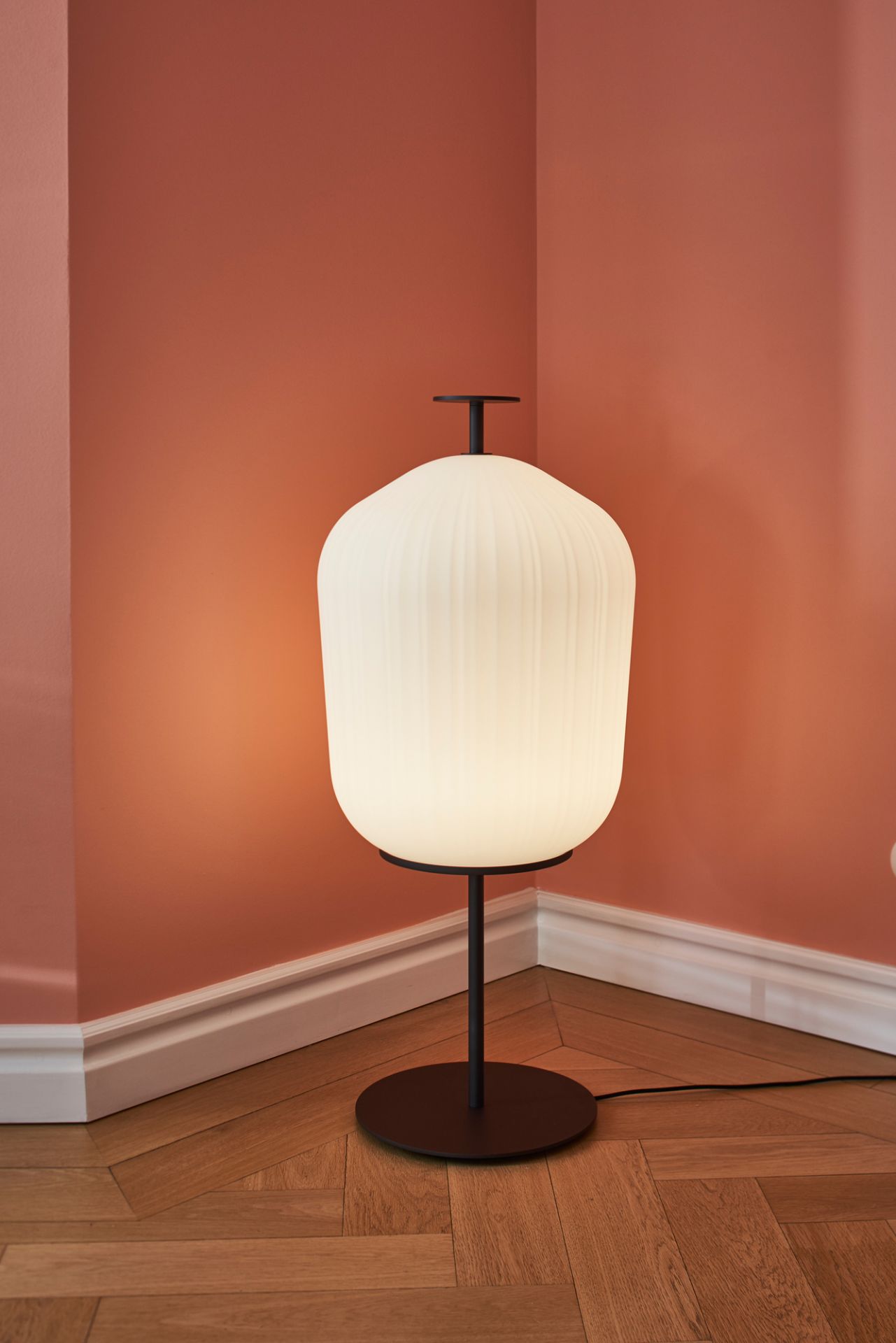 Plissée Floor Lamp Lampadaire ClassiCon