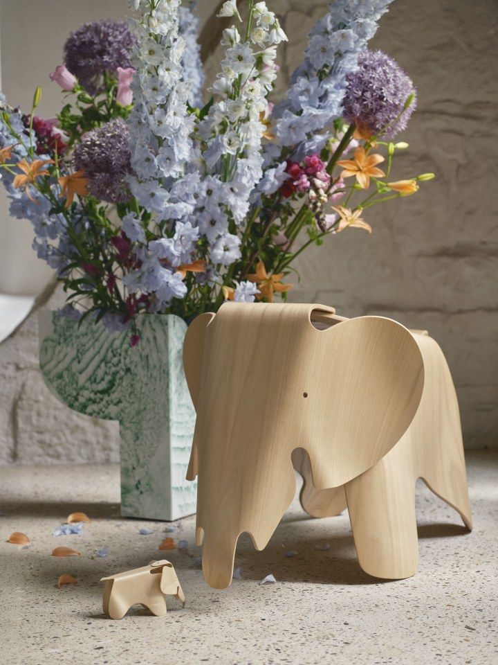 Eames Elephant Plywood tabouret Vitra NOUVELLE VERSION