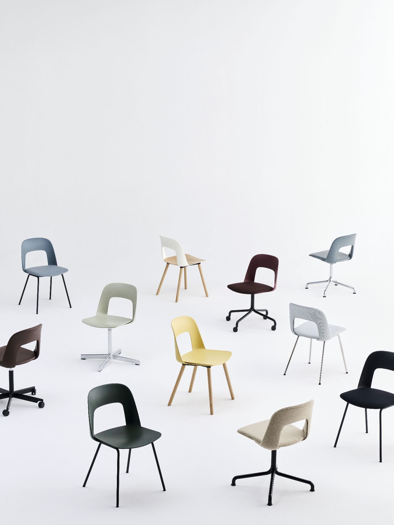 Layout Side Chair 142 chaise à pied pivotante 5 étoiles Hay  