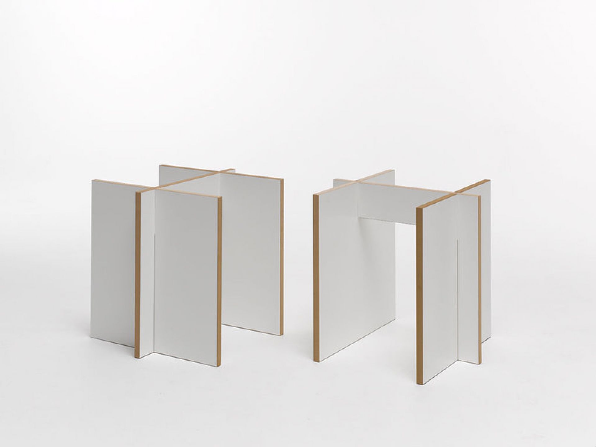 Tischgruppe tabouret Tojo