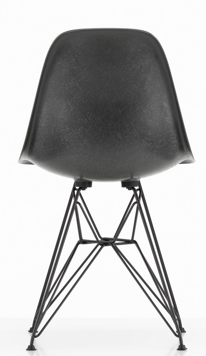 Eames Fiberglass Chair DSR chaise Vitra
