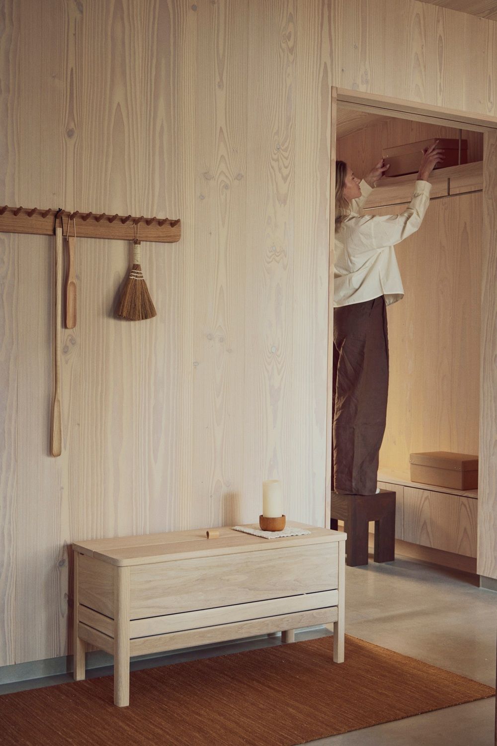 Banc de rangement A Line, 90 cm, Form & Refine