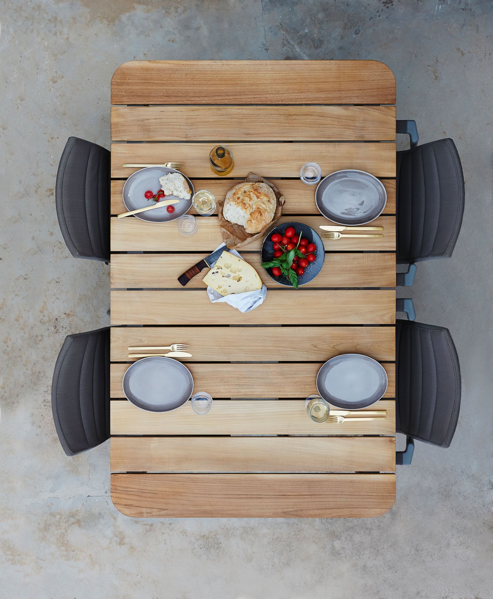 Core Outdoor Table à manger teck Cane-Line petite lavagrau
