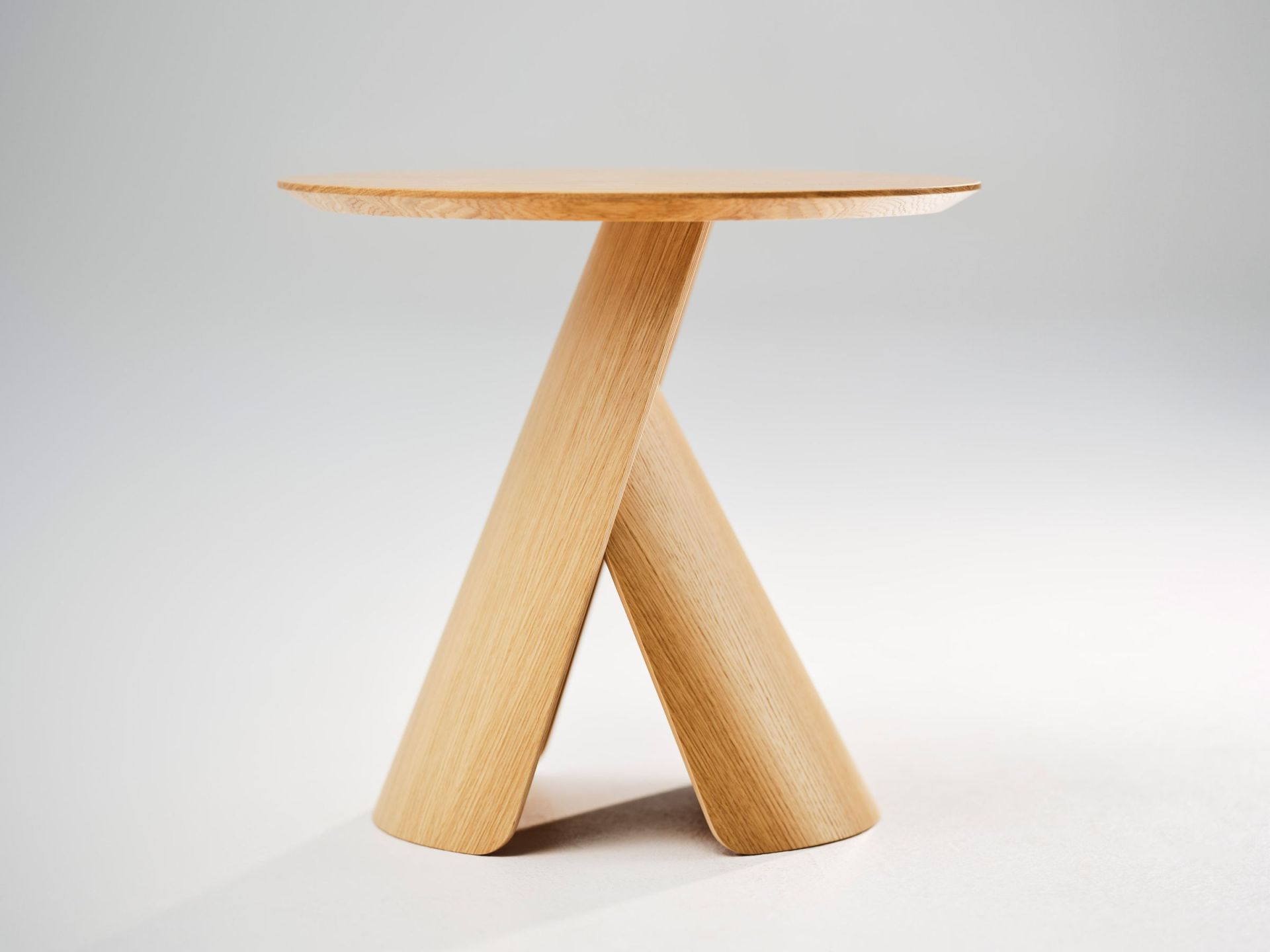 Hito Table d'appoint H45cm Chêne Karl Andersson & Soener