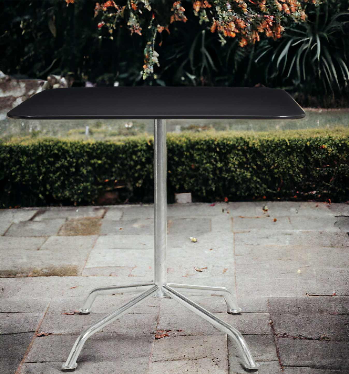 Haefeli Table de jardin Outdoor L 80 x P 80 x H 74 cm Embru 