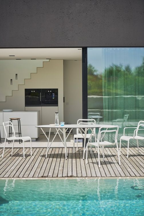 Astwerk Outdoor Table Jan Kurtz