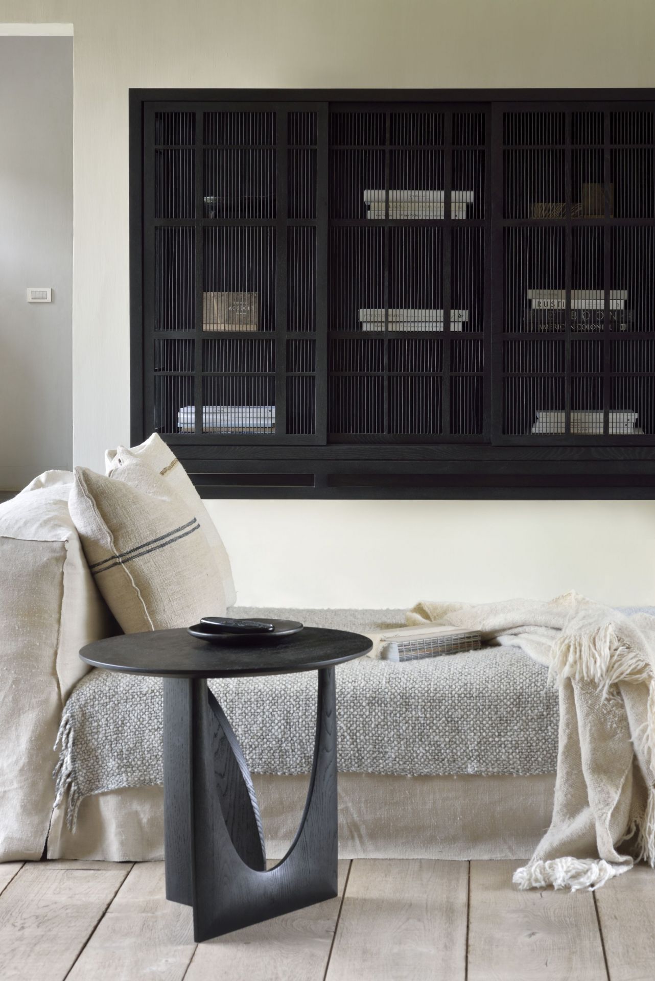 Geometric Table d'appoint Teck Ethnicraft