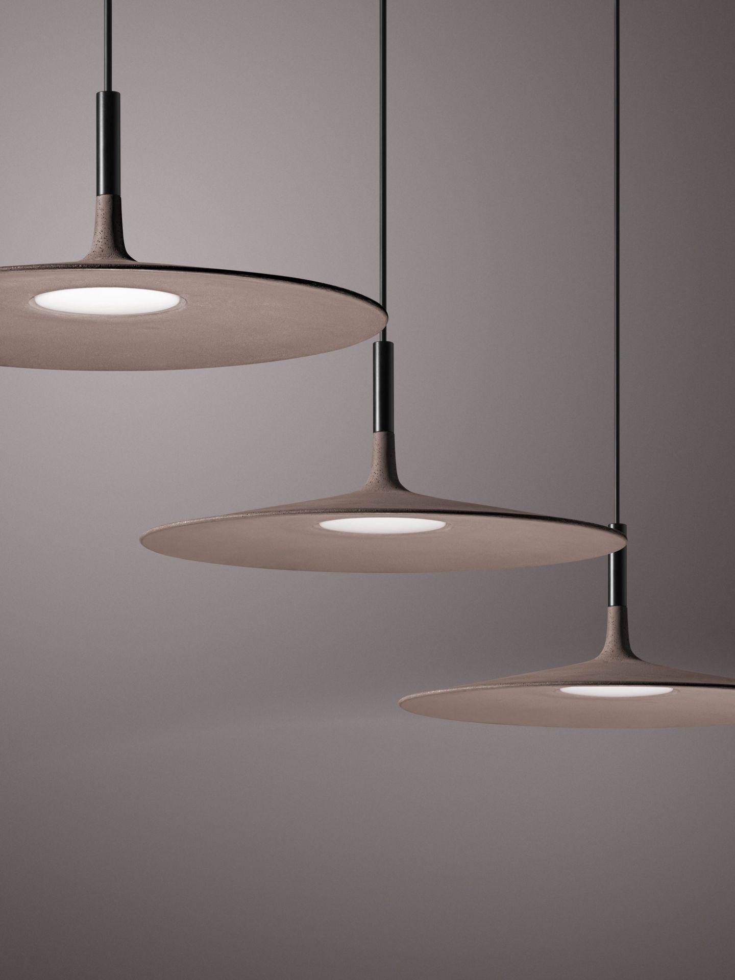 Aplomb Large LED Lampe de suspendue Foscarini Blanc
