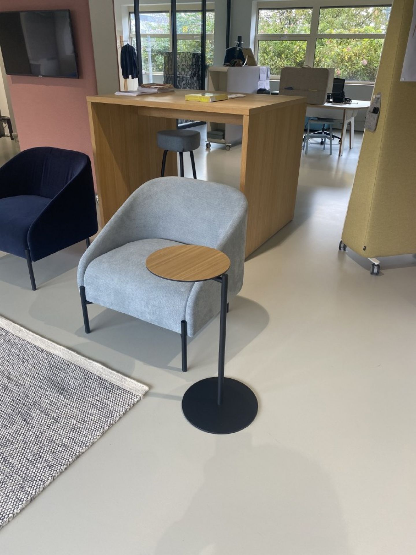 Bond Side Laptop Table Table d'appoint Cascando