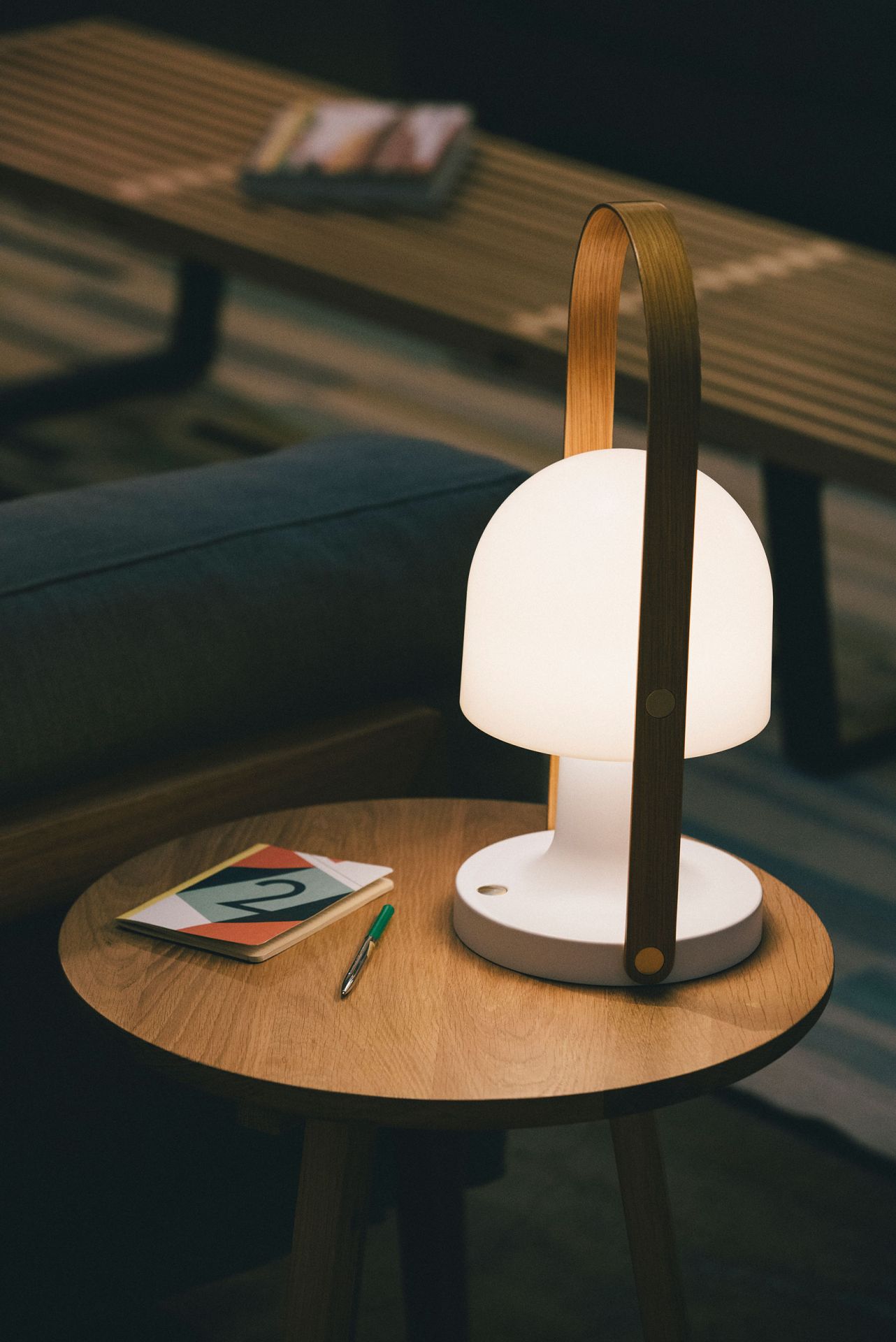 FollowMe Plus lampe de table à piles rechargeables Marset
