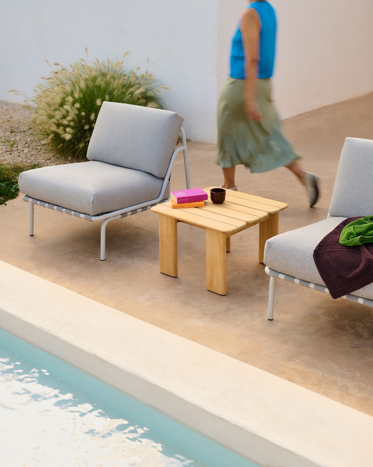 Assemble Coffee Table Table basse 55x55 cm Teck Outdoor Muuto 