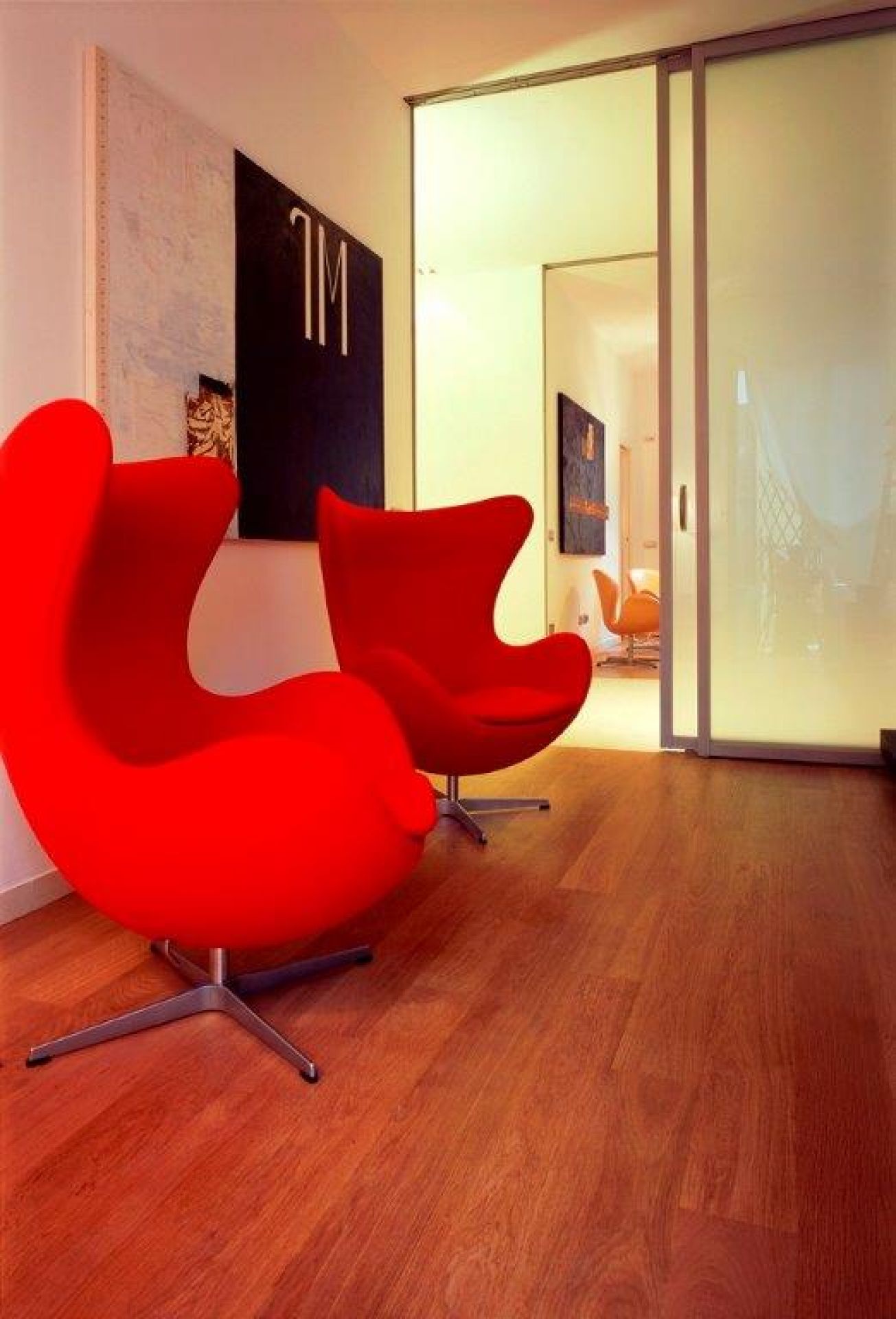 Egg Chair / " L'Oeuf"  Tabouret Fritz Hansen 