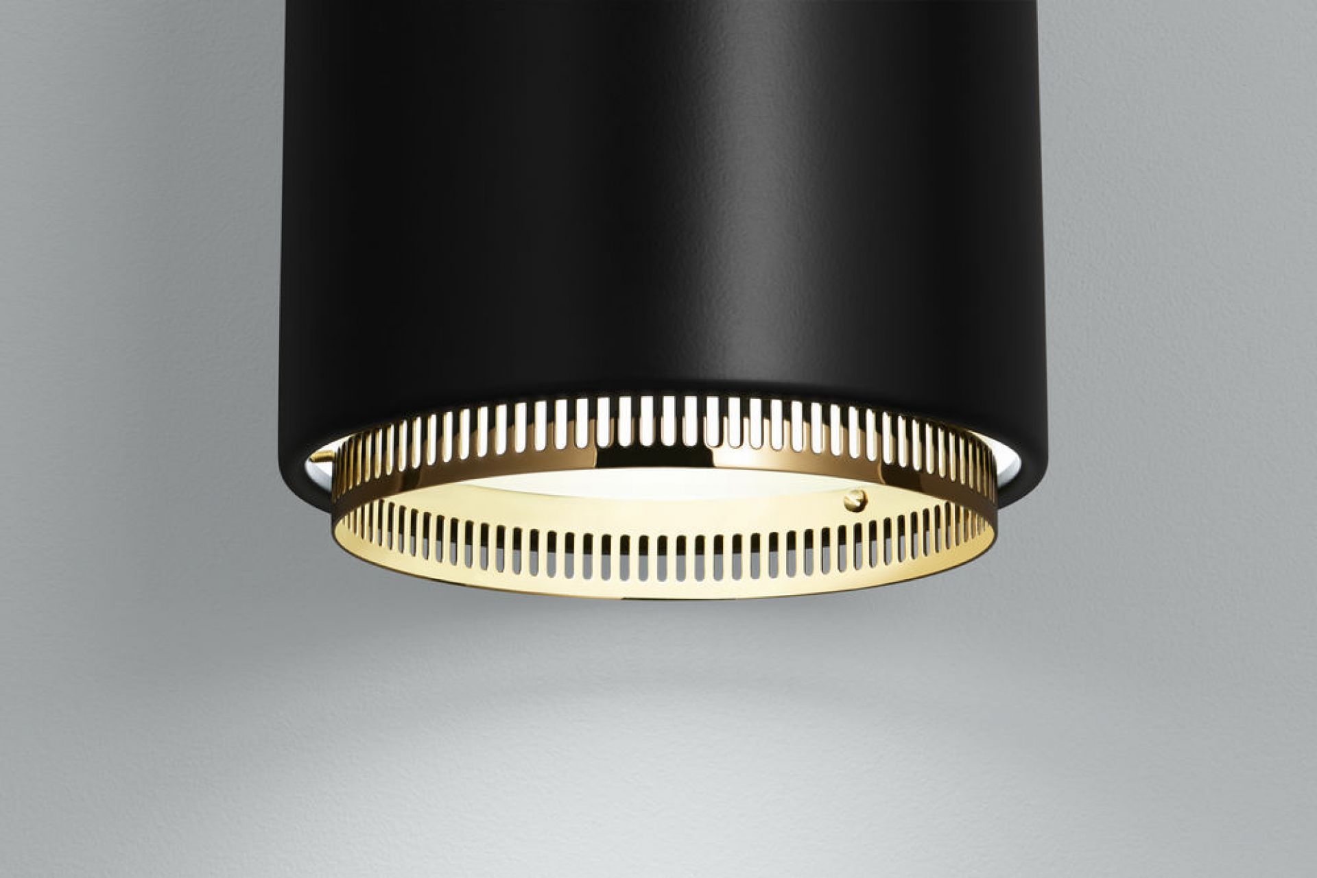 A110 lampe suspendue Hand Grenade Artek