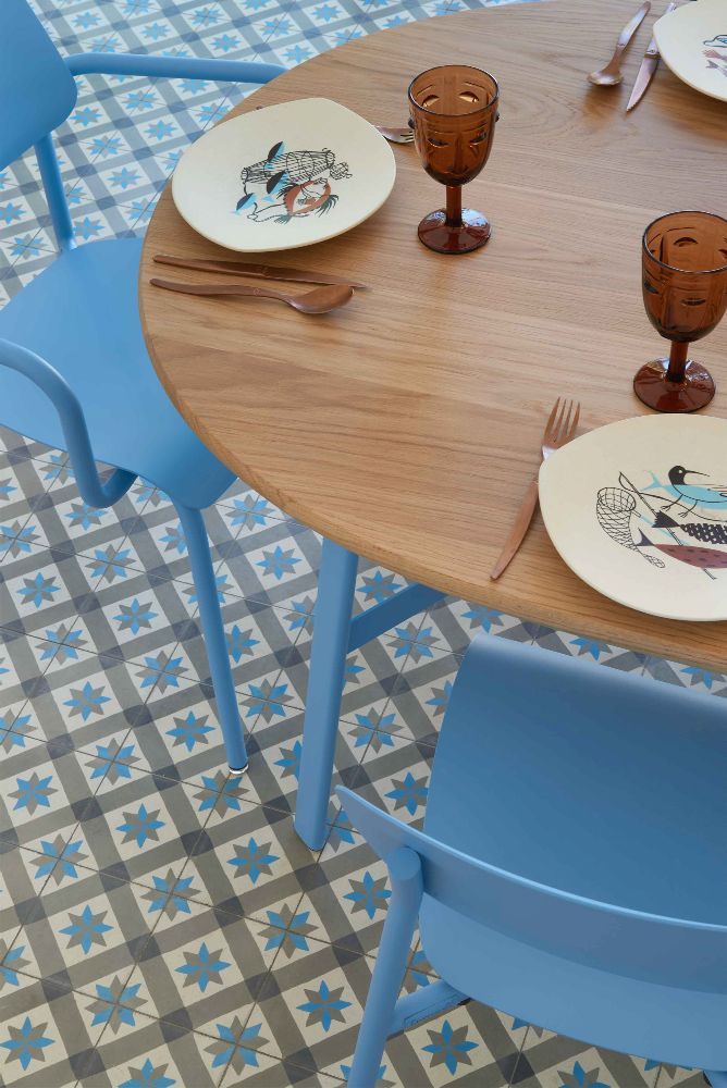 SO'O Table de salle à manger en chêne 220 × 95 cm (ovale) Intérieur Fermob