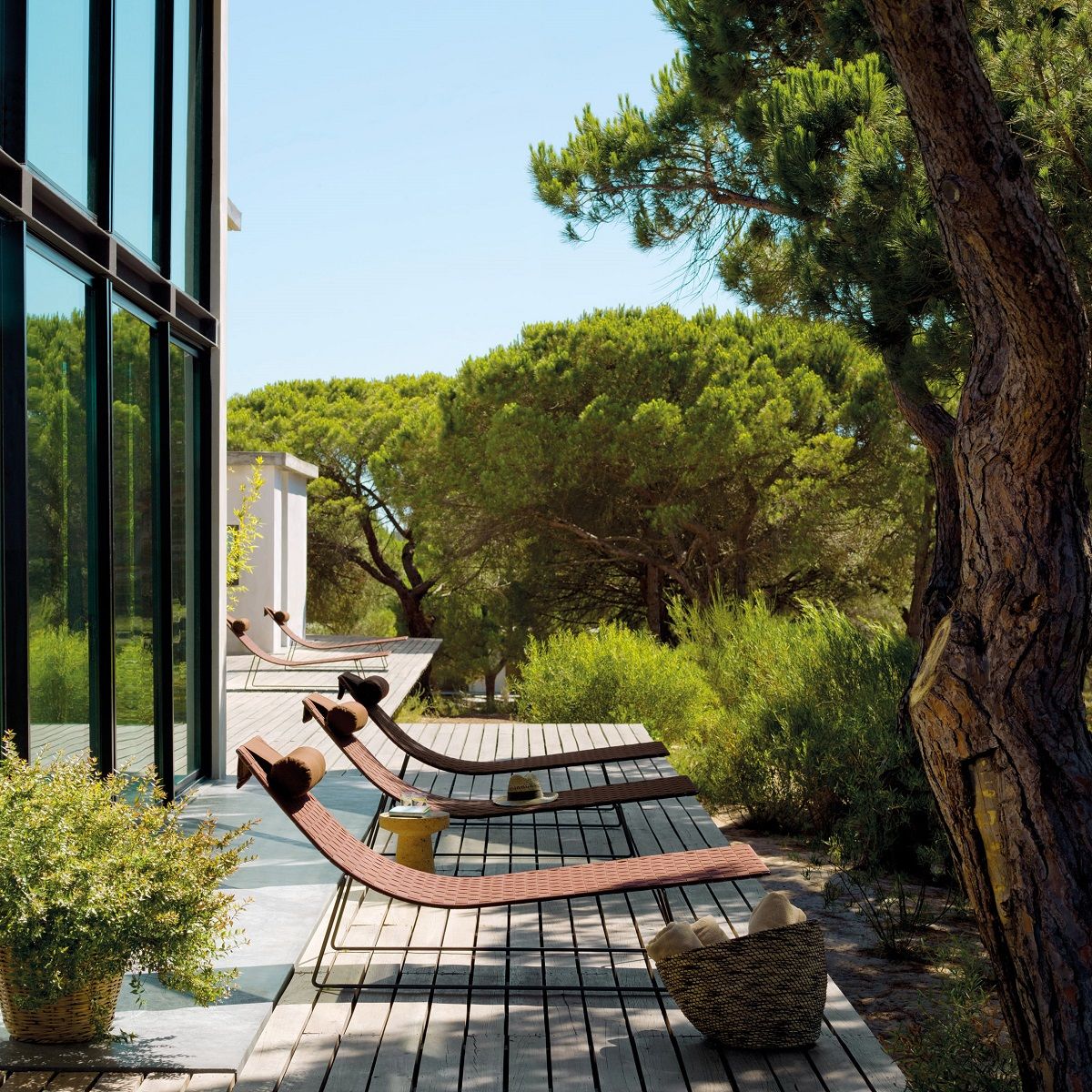 Trenza TU0704 Chaise loungue Outdoor Chaise longue Andreu World