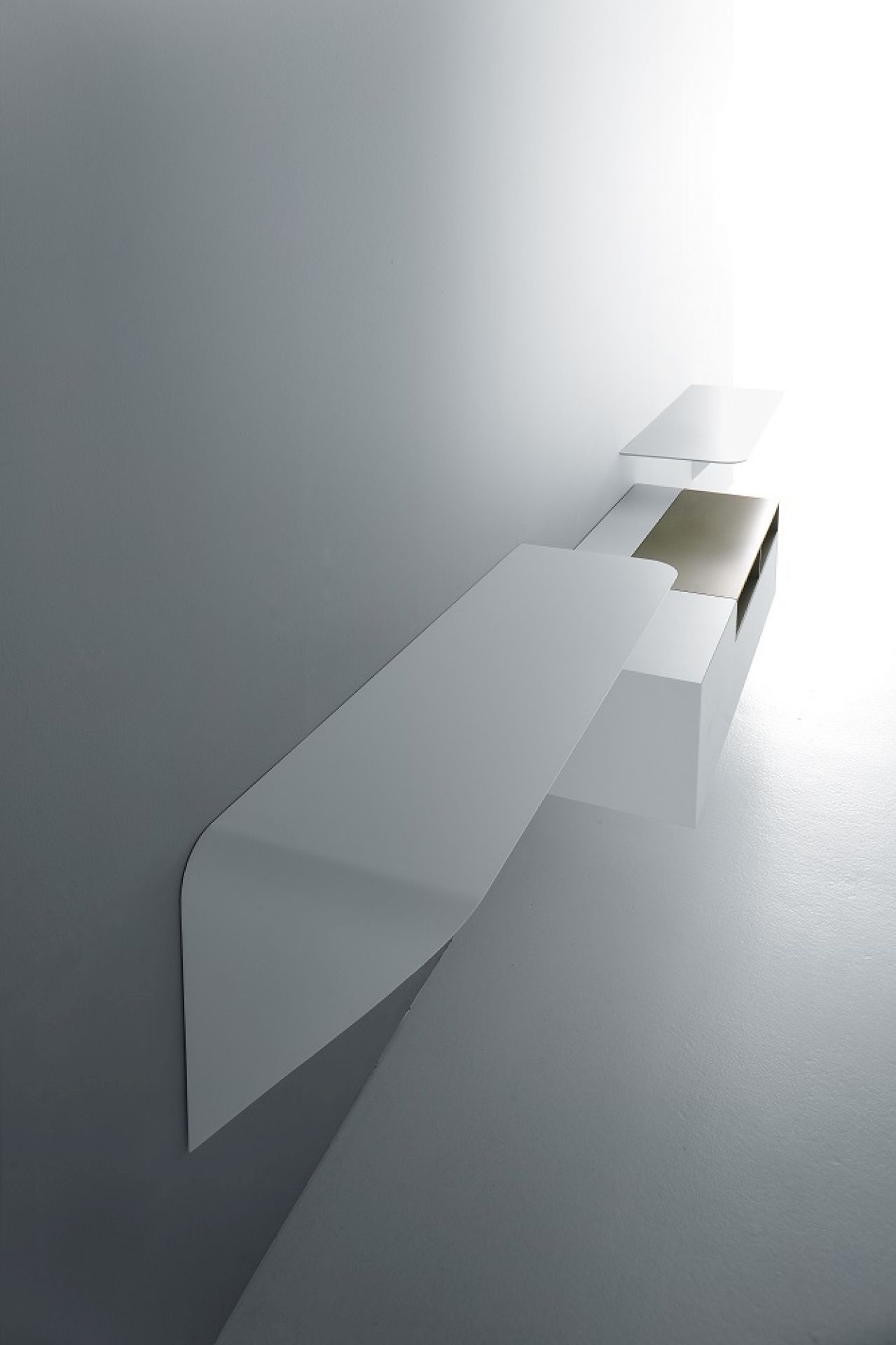 Mamba Light rack / scriban mural MDF Italia