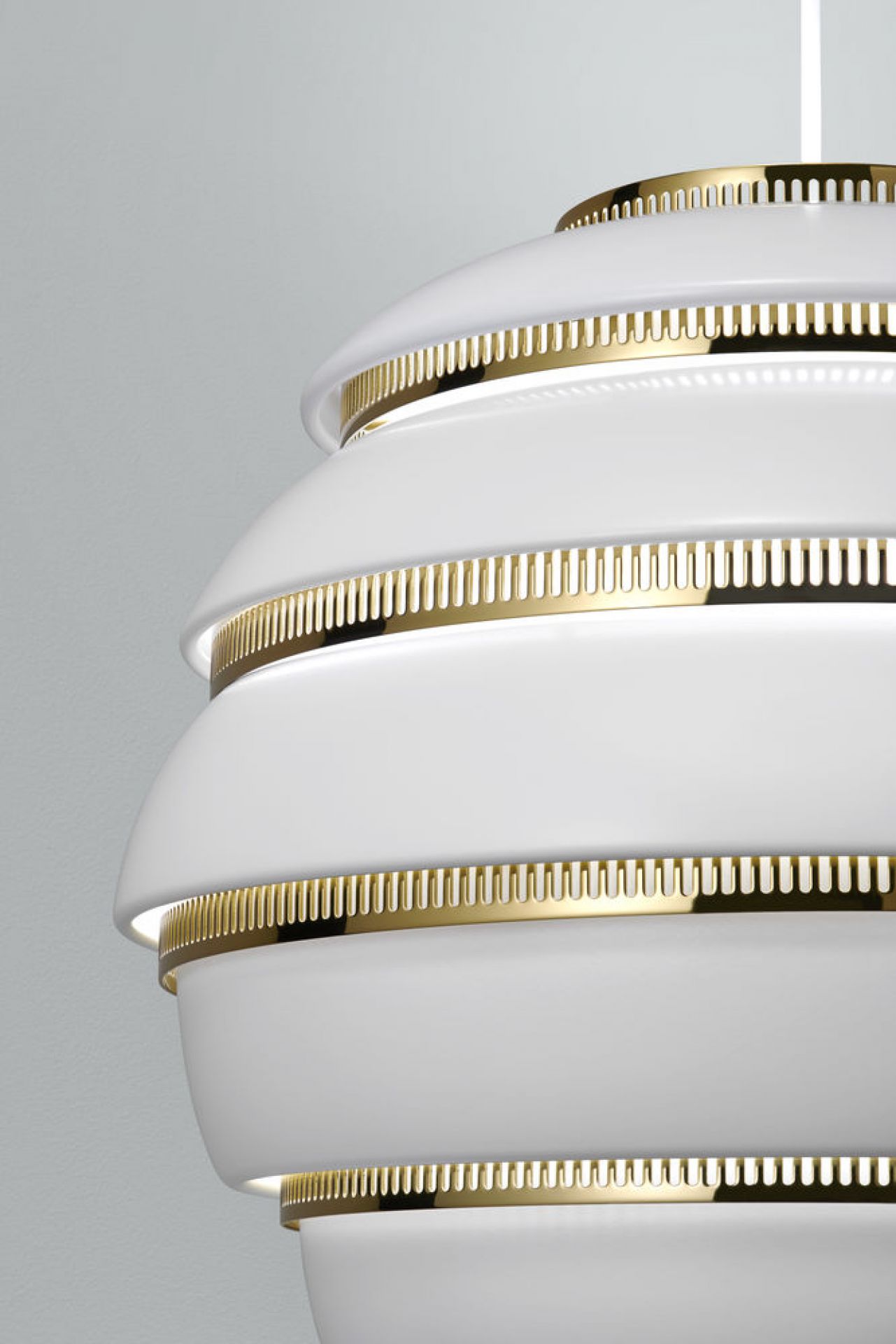 A331 Beehive Suspension Artek