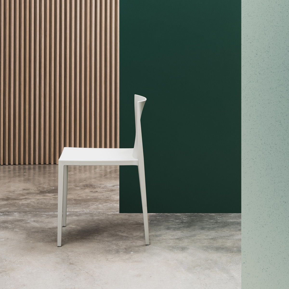 Sail SI1245 Chaise empilable Andreu World