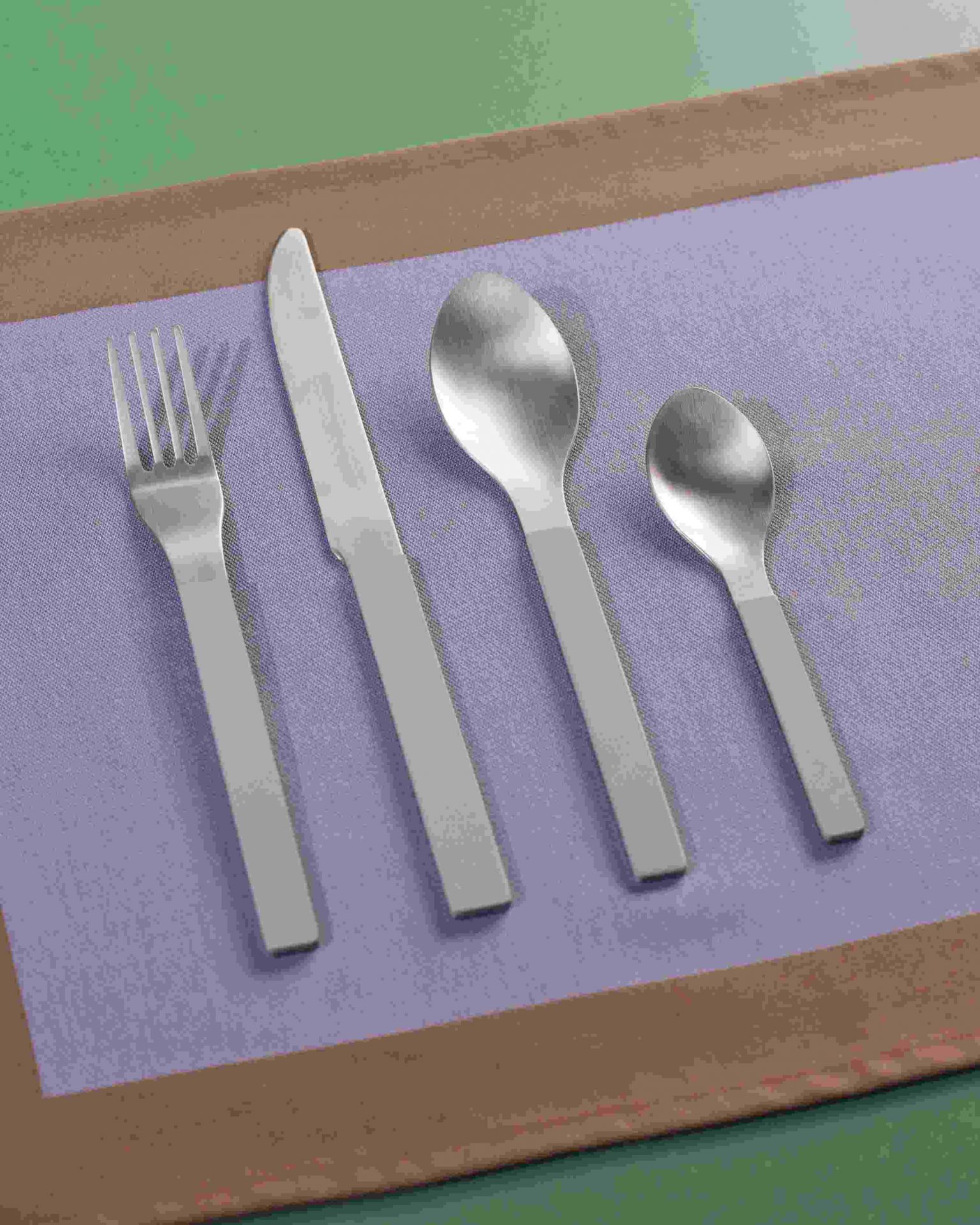 MVS Cutlery set de 4 pièces Hay MVS Cutlery set de 4 pièces Hay