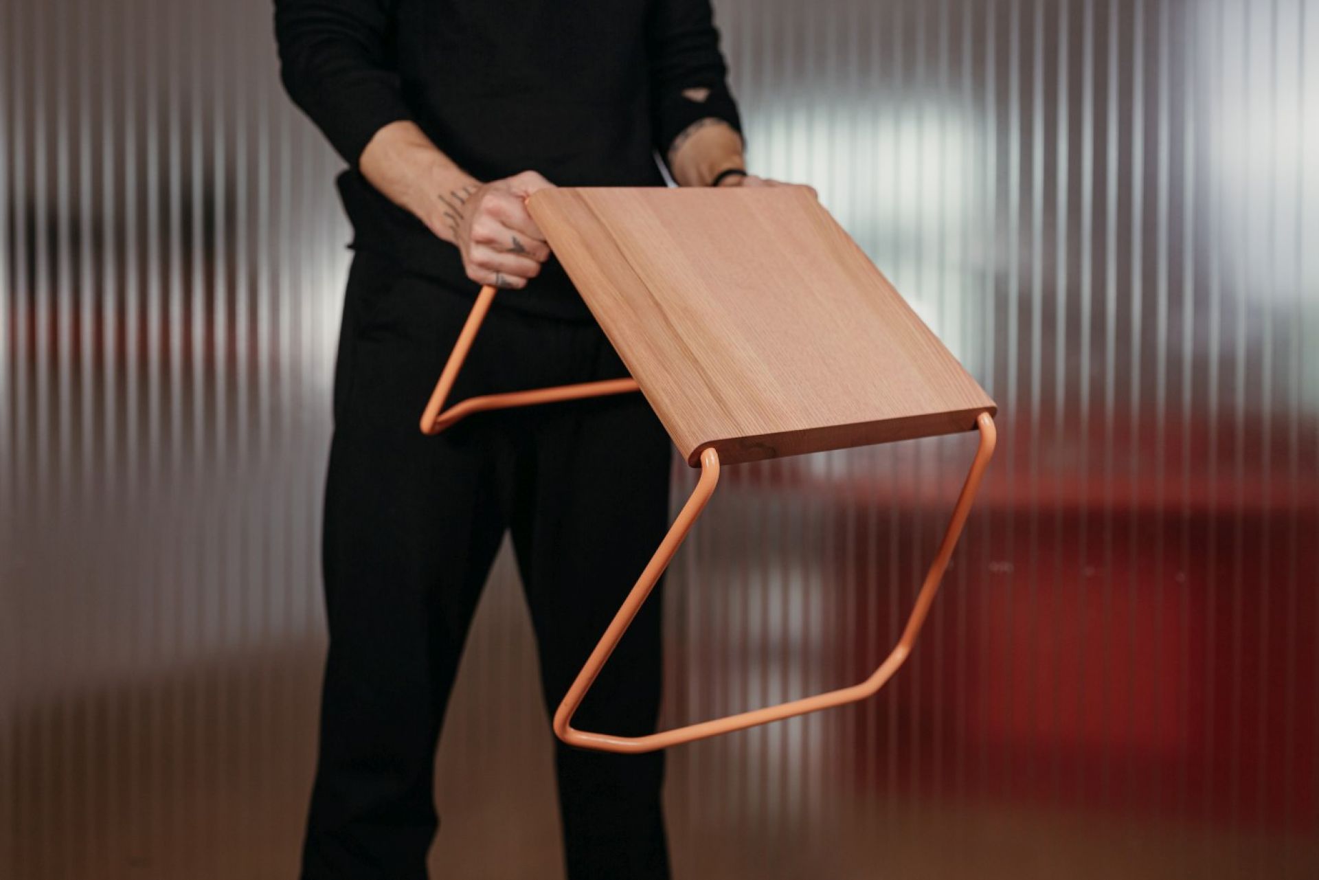 D:002 Table d'appoint Fuchs & Habicht