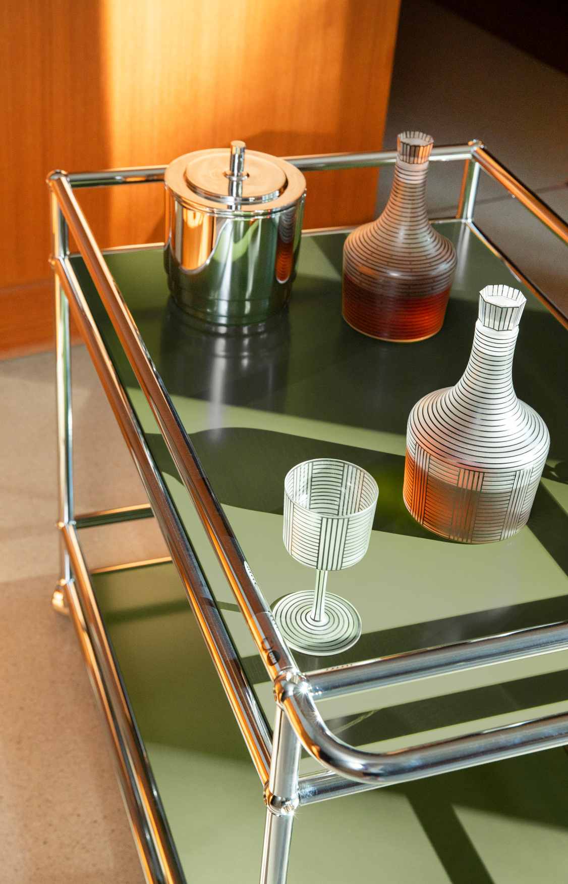 USM Haller Chariot de service Vert olive NOUVEAU COULEUR STANDARD