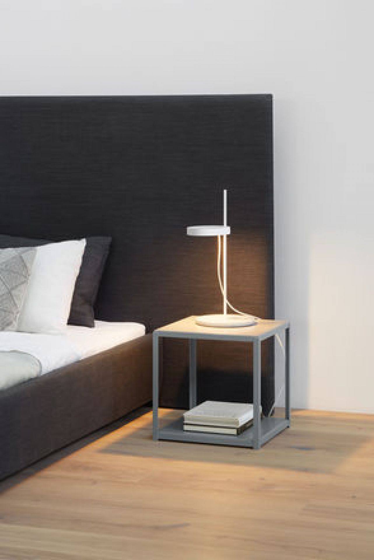 LT06 Palo lampe de table Nero Marquina e15