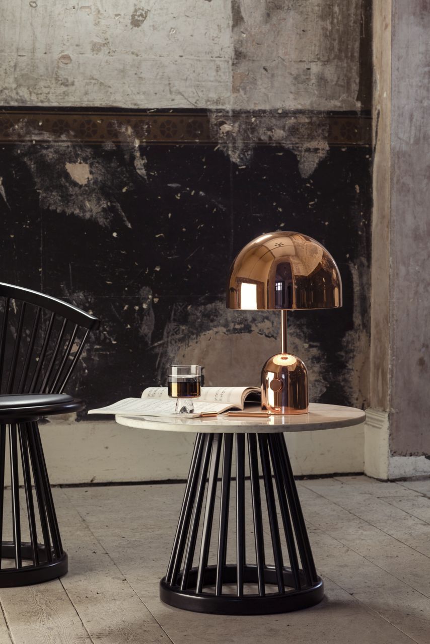 Fan table 600 structure en chêne / plateau en marbre blanc Tom Dixon