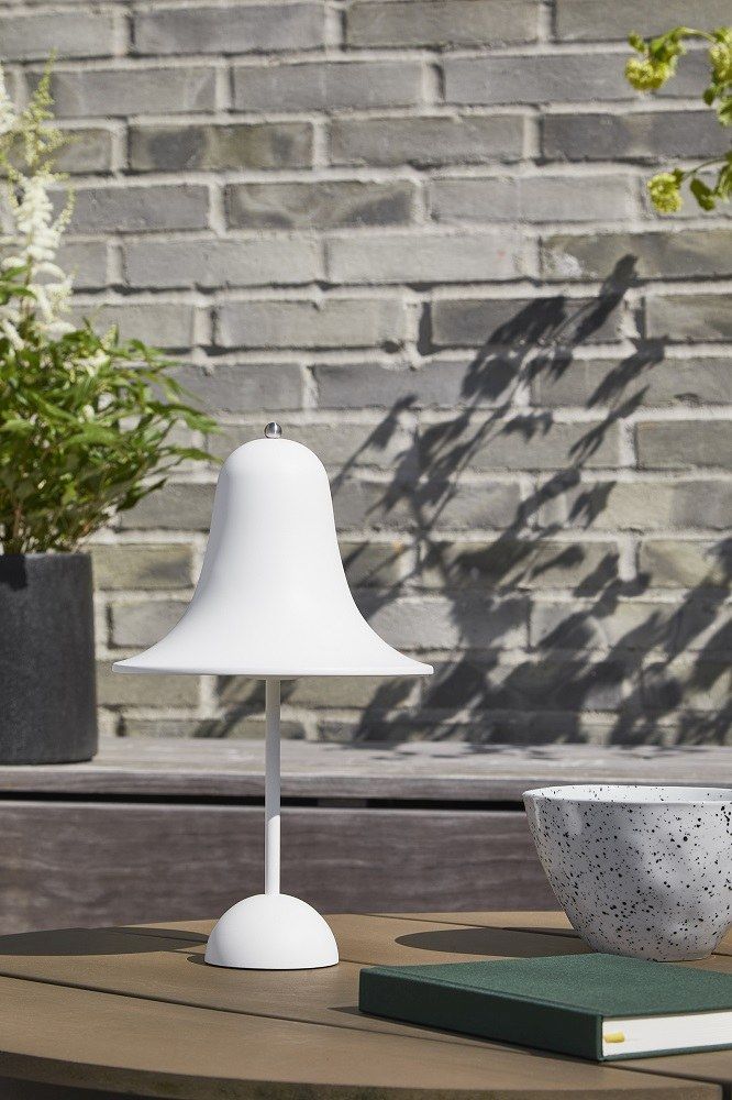 Pantop Portable lamp / Lampe de batterie Verpan