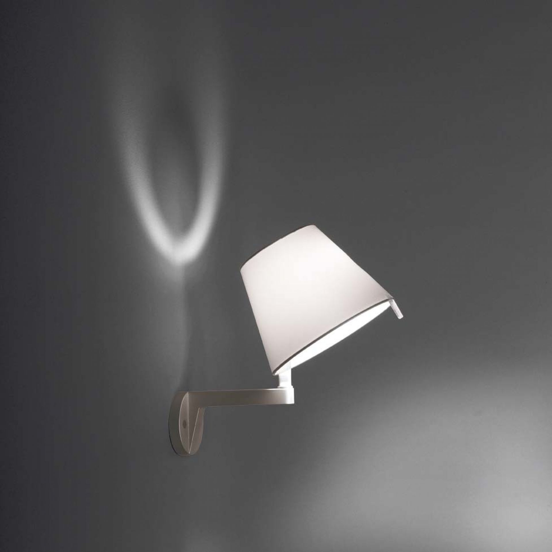 Melampo Applique Artemide