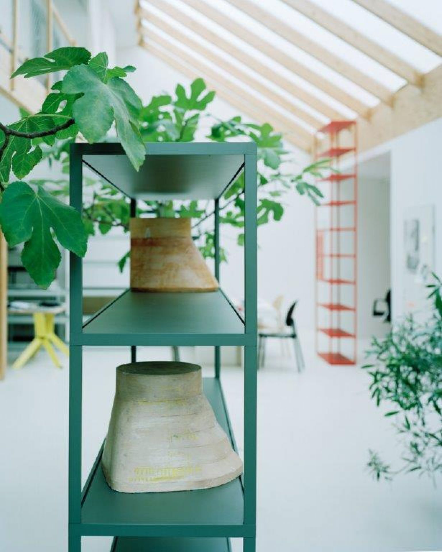 New Order Vertical Shelf Etagère Hay