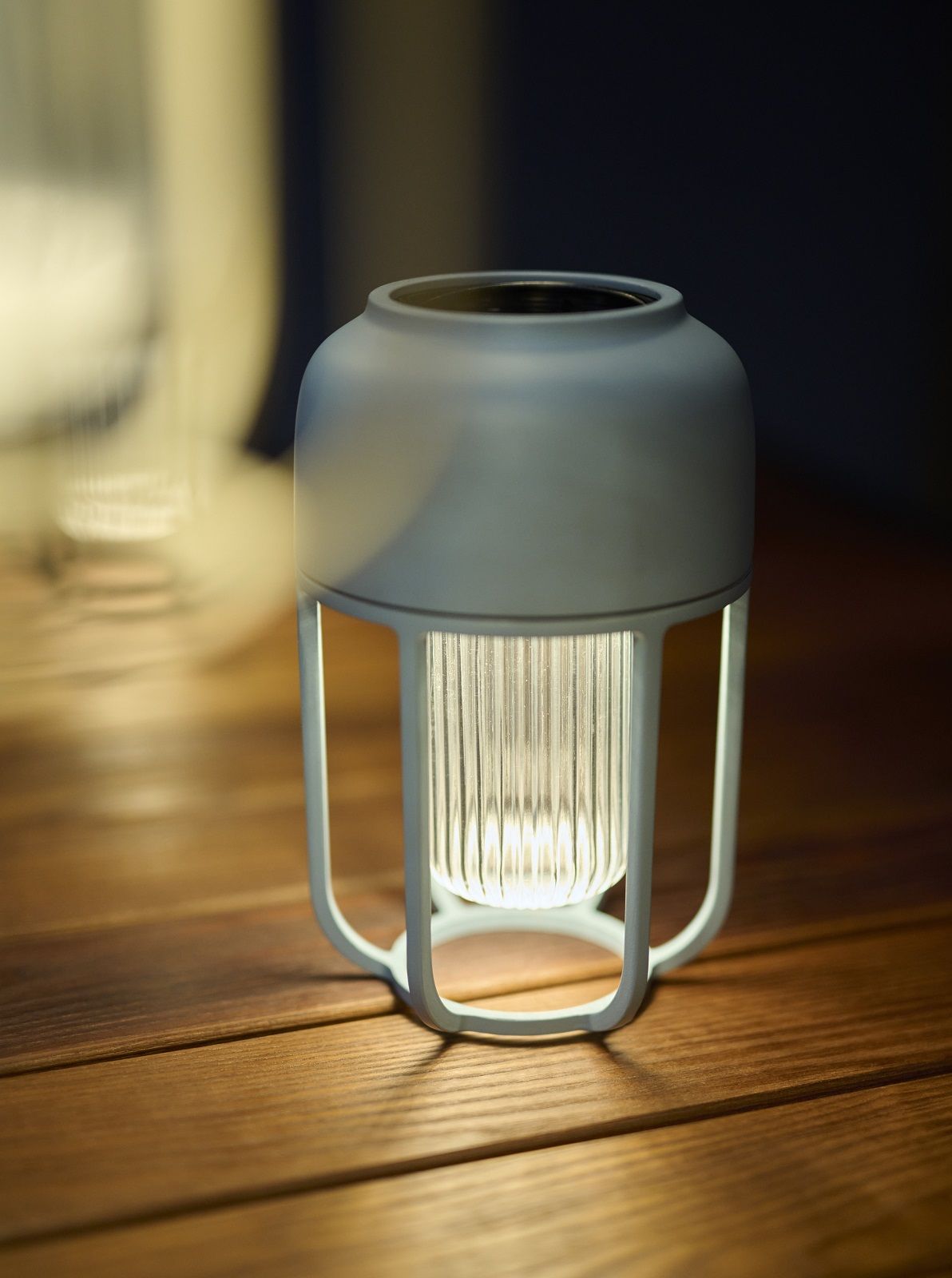 LIGHT No.1 Lampe à énergie solaire Indoor/Outdoor Lampe à batterie Houe
