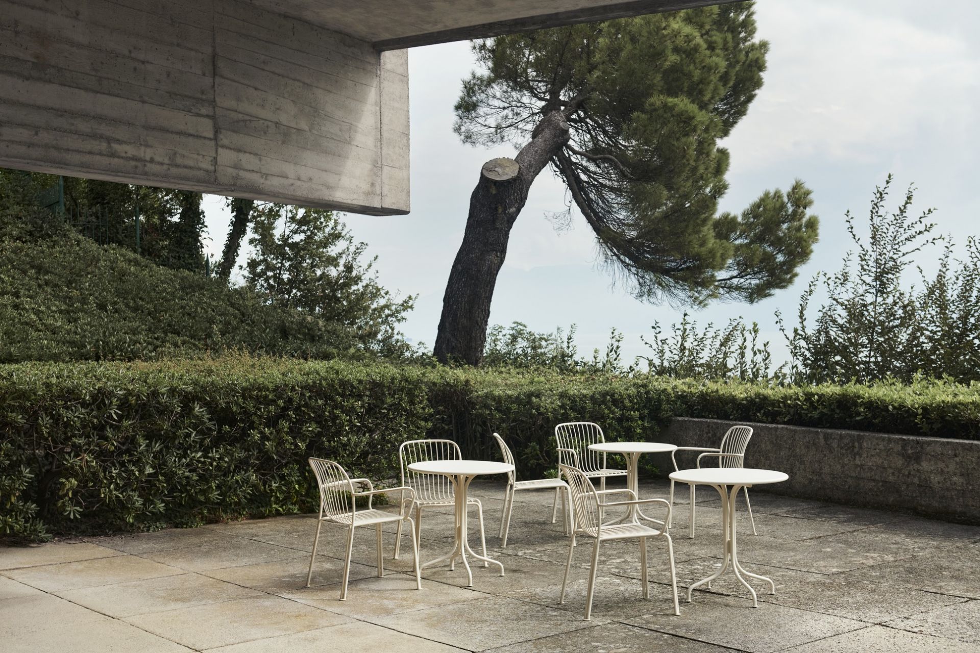 Thorvald SC96 / SC97 Outdoor Table de café AndTradition 