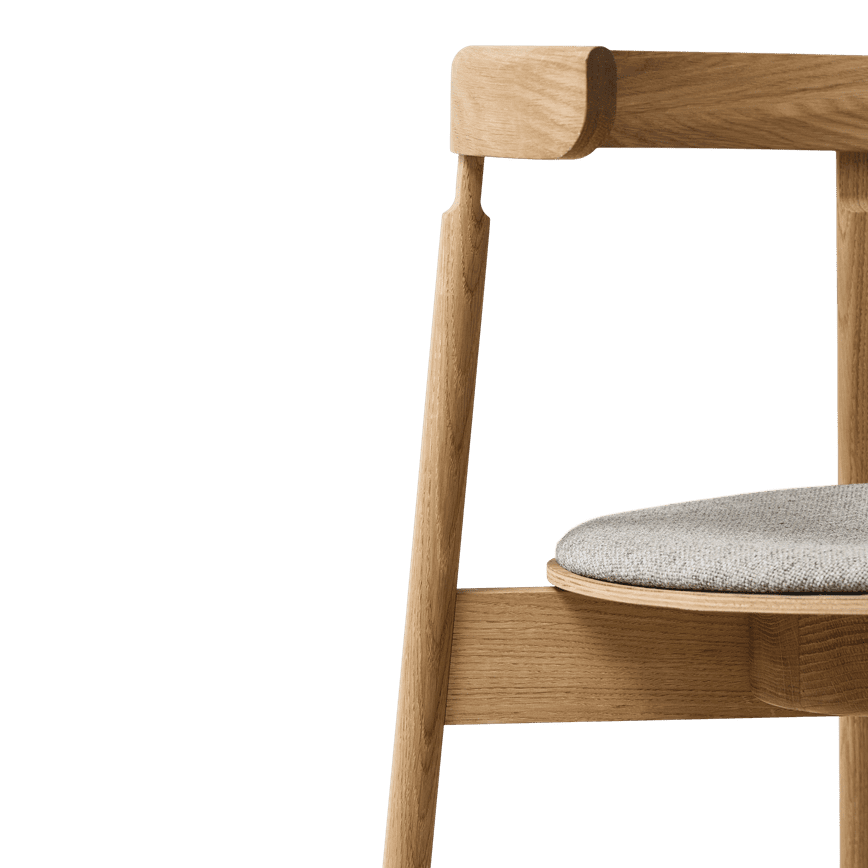 Chaise Lunar chêne avec coussin d'assise Form & Refine