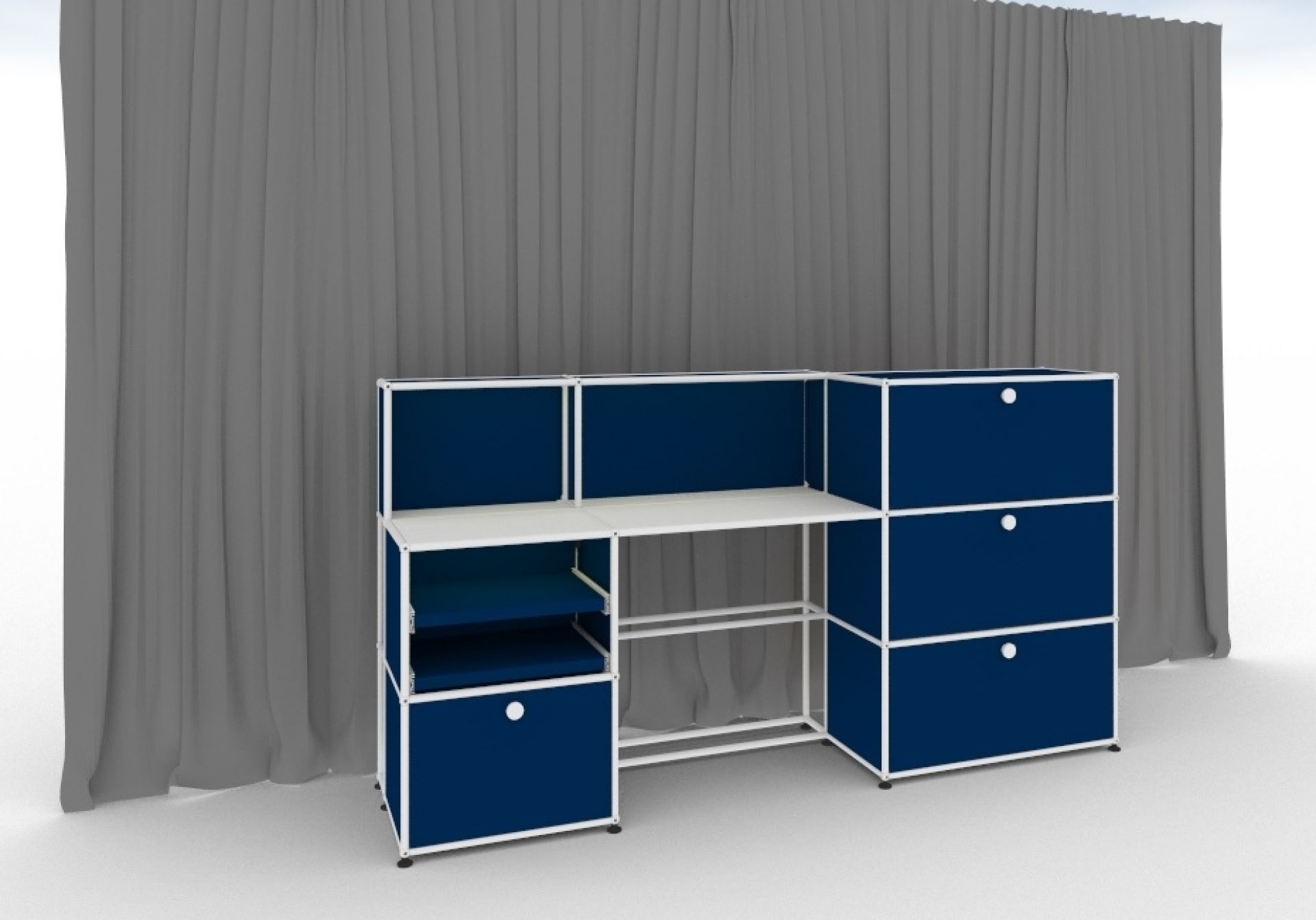 E-Arbeitsplatz enzianblau von USM Haller: Moderner Schreibtisch mit Regalen und Schubladen für das Homeoffice.